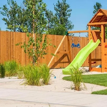 House For 4 People, Peace And Quiet Holiday home *