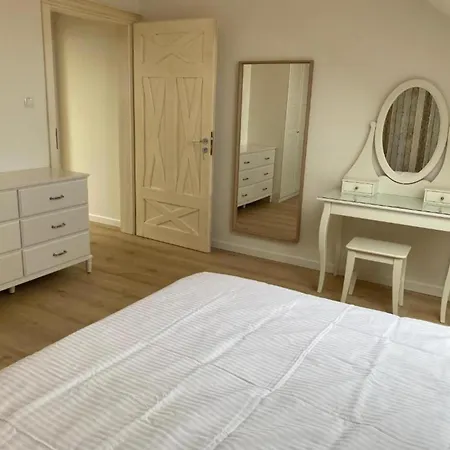 House For 4 People, Peace And Quiet Holiday home *