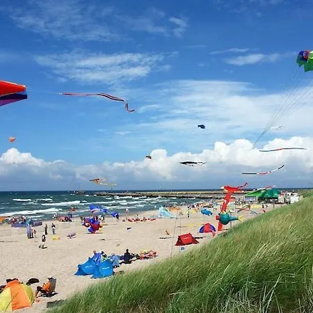 House For 4 People, Peace And Quiet بيت للعطل